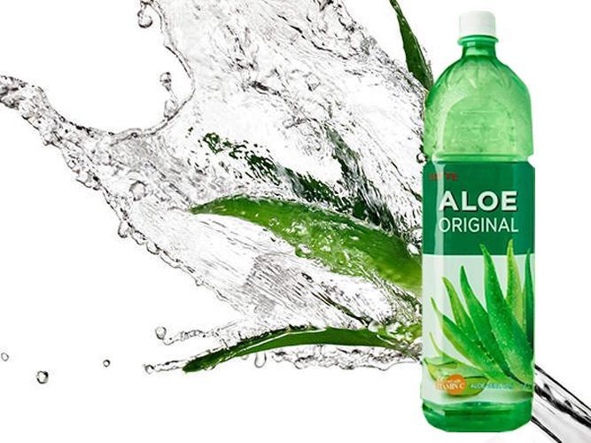 Lotte Aloe Vera Drink, Natural & Pure - 50.7 fl.oz. (1.5L) | R&T Asian  Market of Williamsport